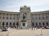 I dag er Hofburg kontor for Østrigs forbundspræsident og blandt andet den Spanske Rideskole og Østrigs Nationalbibliotek har også til huse i komplekset.
