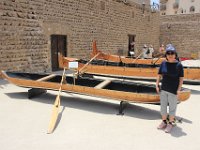 Fang på Dubai museum med gamle træbåde.