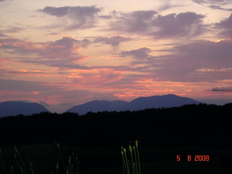 DSC02727.JPG - Solnedgang set fra bymuren i Lucca