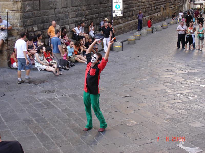 DSC02781.JPG - En gade artist ved Piazza della Signoria