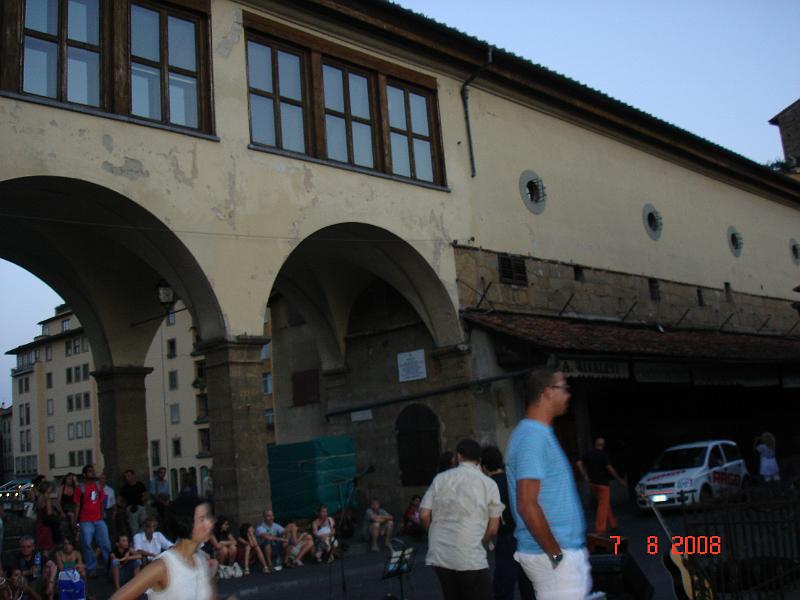 DSC02787.JPG - Nogle af guldsmede butikkerne på den gamle bron (Ponte Vecchio - Firenze)