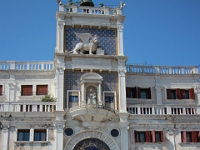 Ur tårnet ved indgangen til Merceria (hovedgaden)  (Markuspladsen Venedig)