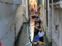 En af de mange små kanaler i Venedig