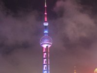 The Oriental Pearl Tower set fra the Bund
