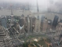 Udsigt fra Shanghai World Financial Center. Bygningen er 492 meter høj.