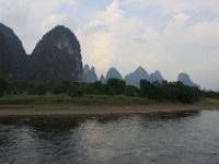 Li floden med kalkstensbjegene i Guilin