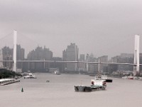 The Nanpu bridge. Hovedbroen er 836 meter  lang.