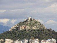 Lycabettus Hill som er det højeste sted i Athen set fra Akropolis
