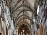 Kirkeskibet i Fribourg katedralen. Katedralen er bispesædet for bispedømmet Lausanne, Genève og Fribourg.