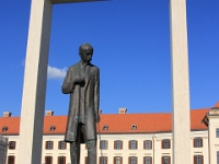 Statue af grev Bethlen István som var en ungarsk aristokrat og statsmand som var premierminister fra 1921 til 1931.