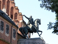 Tadeusz Kościuszko monumentet. Andrzej Tadeusz Bonawentura Kościuszko (February 1746 – 15 October 1817) var en polsk-litauisk militær ingeniør, statsmand og militær leder som blev national helt i Polen, Lithauen, Hvide Rusland og USA.