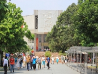 Indgangen til Ho Chi Minh museet