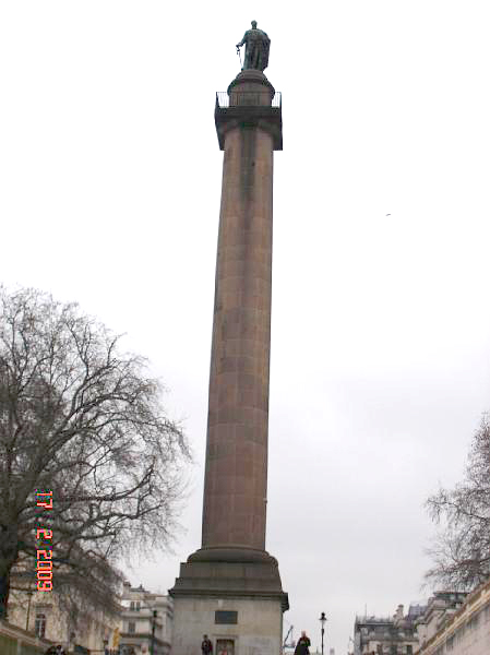 DSC02927.JPG - Duke of York Monument'et står hvor Regent street møder The Mall
