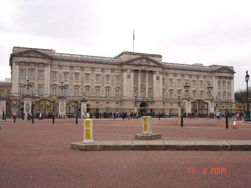 DSC02931.JPG - Her Majesty The Queen's lille hus i London