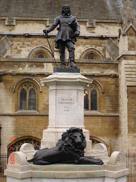DSC02959.JPG - Oliver Cromwell - Lord Protector of England 1653-1658
