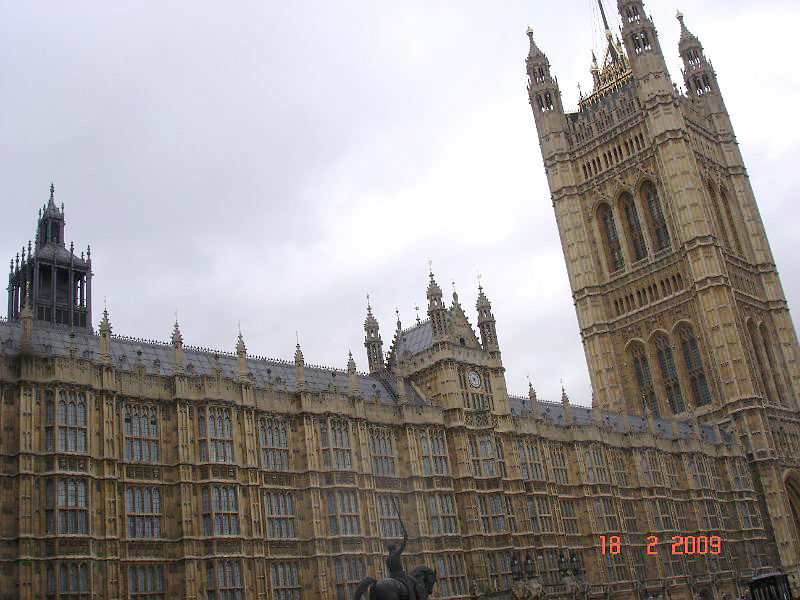 DSC02963.JPG - House of Parliament med det smukke Victoria Tower