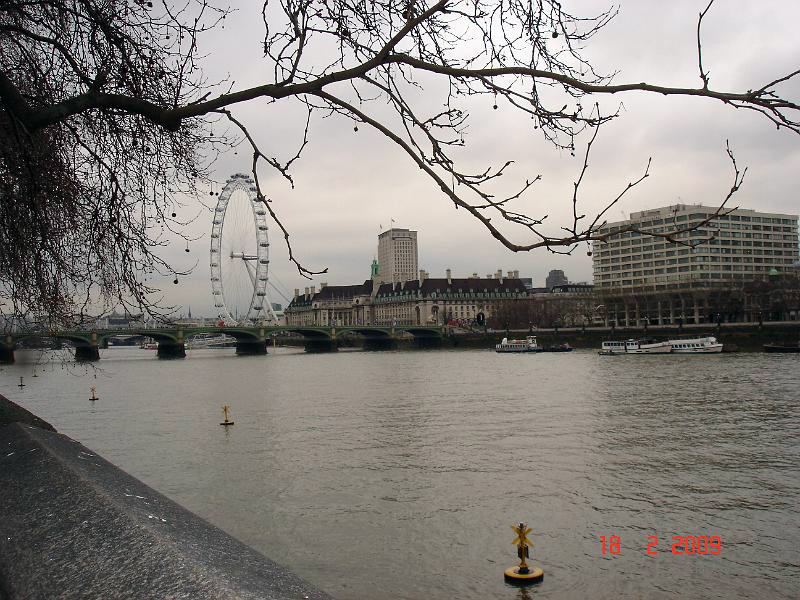 DSC02968.JPG - Themsen med London Eye i baggrunden