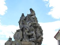 Statue af Saints John af Matha, Felix af Valois, og Ivan - Karlsbroen
