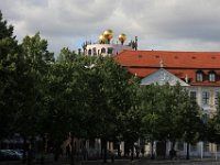 Udsigt fra domkirke pladsen med Hundertwasser's Green Citadel  i baggrunden