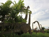 Sauropodaer loves Malaysia ( (de kunne bliver op til 10 meter høje).