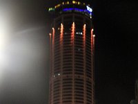 Komtar tower - The Top i aftenbelysning